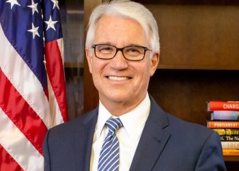 Ex-solicitor general to aid DA Gascón in suit filed by prosecutors union