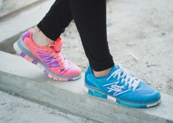 What Are the Benefits of Wearing Sneakers?