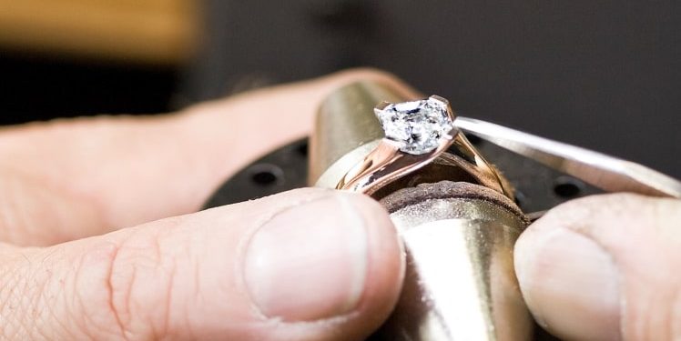 The 4Cs of a Diamond – How the Four Cs of a Diamond Are Related