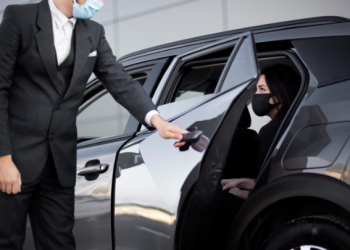 Top Choice for Luxury Airport Transportation in San Diego: WE THE LIMO